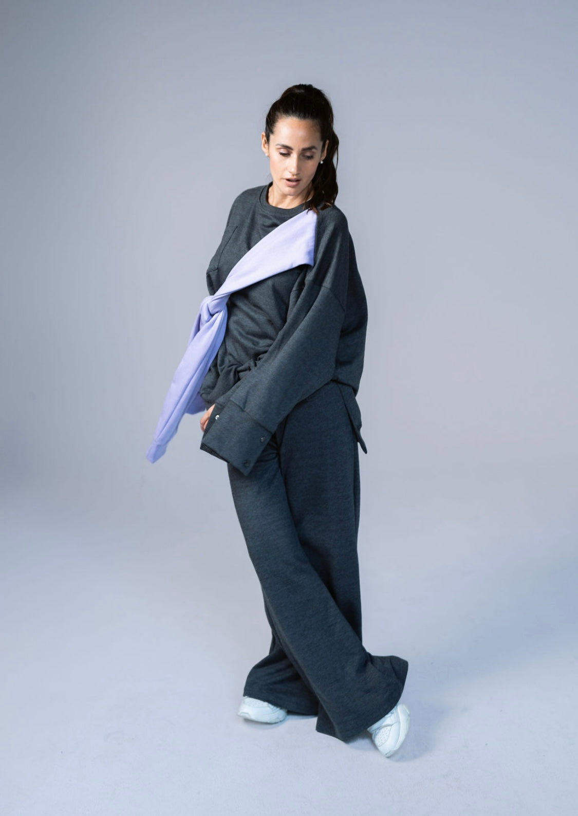 The Lilac Hagy sweatshirt
