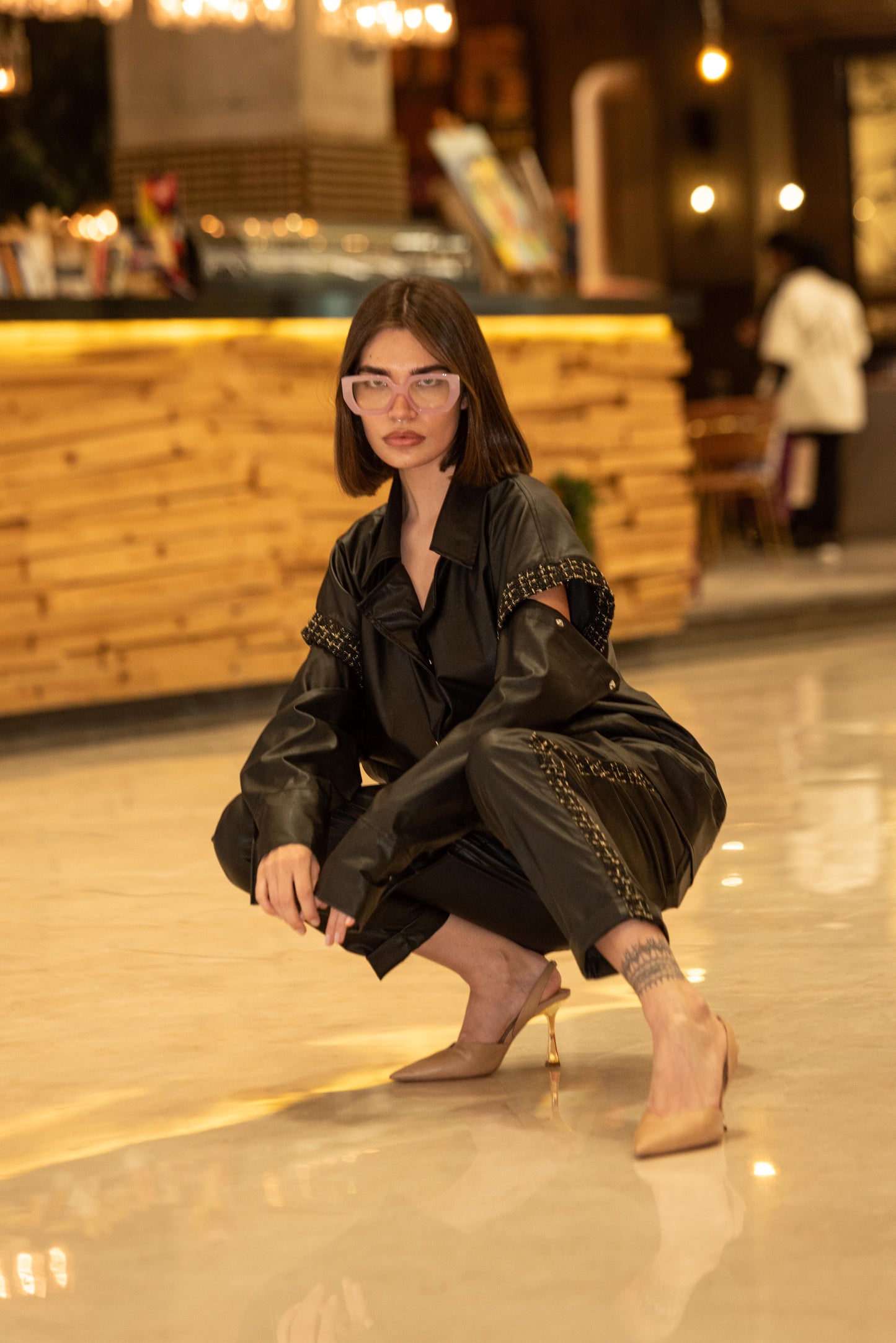 Snapping sleeves Luxe jacket