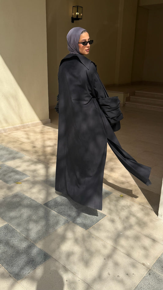 Puffed Noir Edge kaftan
