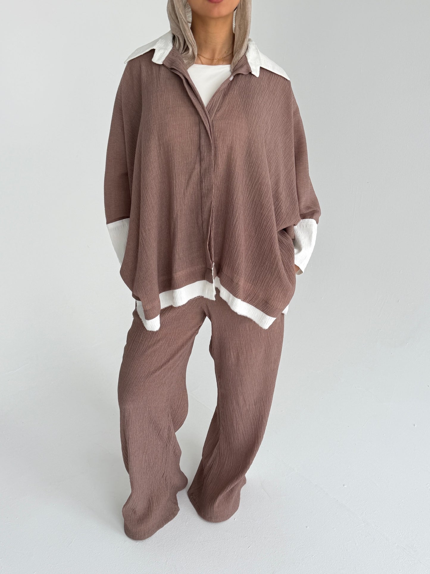 The Oasis Crinkle Lounge Set (Soft Mocha) Full Set