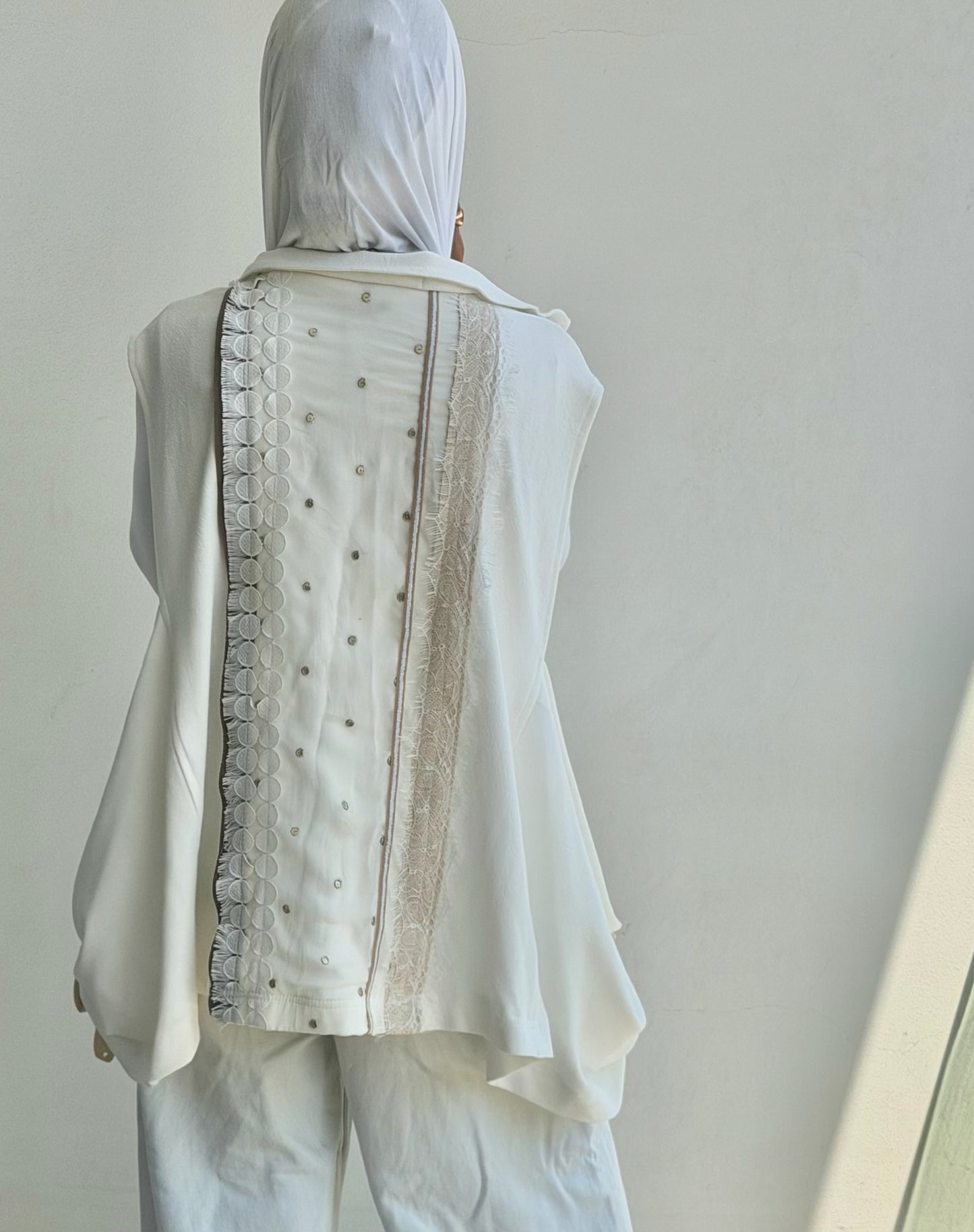 Wide Side Boho Vest (White)