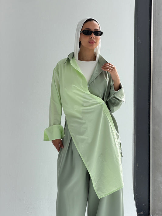 The trinity linen shade of mint